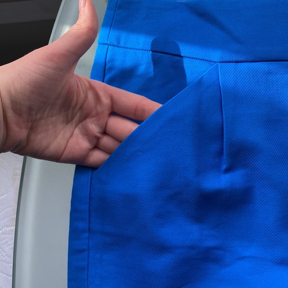 NWT Vibrant blue J Crew pencil skirt size 6 cotton with pockets and back slit - Picture 2 of 6